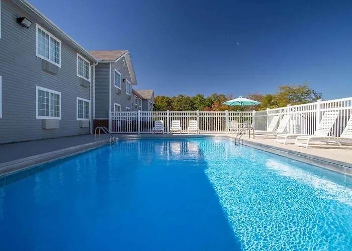 Days Inn By Wyndham Mountain Home