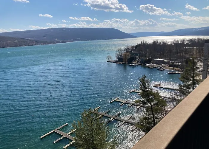 Lakeside Condo With Plenty Of Amenities Close To Bristol Mountain - Permit - 2024-0018