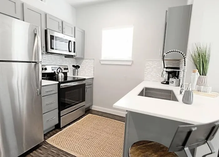 The Kozy Urban Dallas Flat