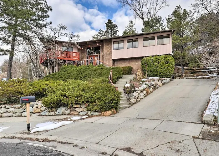 Cottonwood Heights Home W/ Deck!