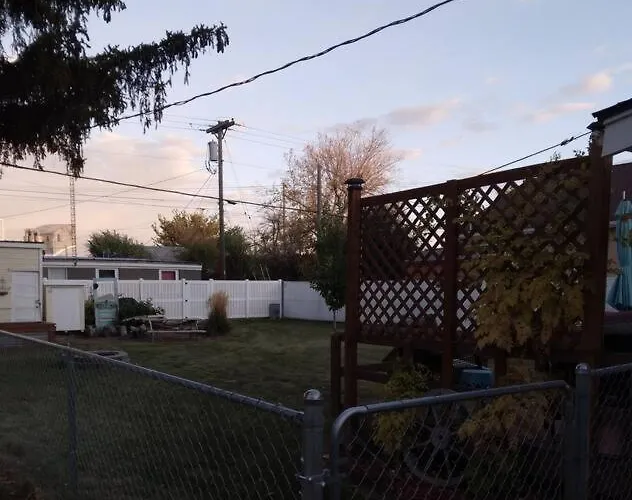Mi Casa, Tu Casa