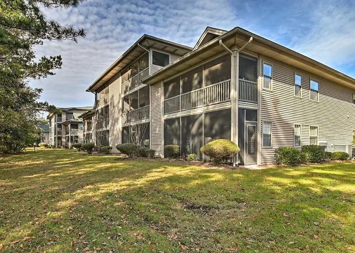 True Blue Golf Resort Condo - 3 Mi To Beach!