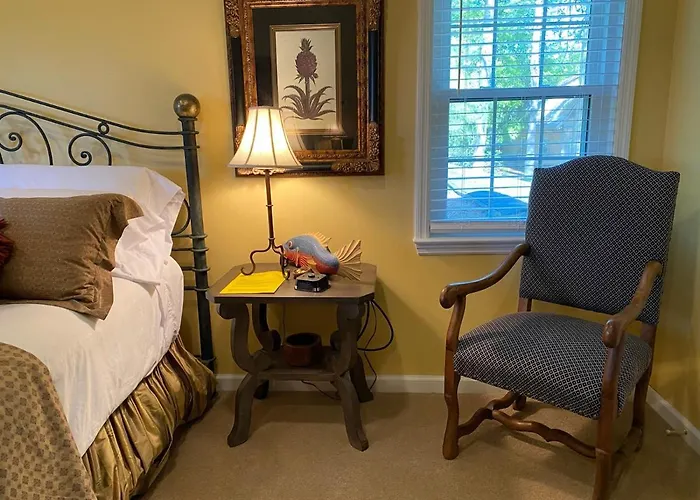 The Birdnest Inn