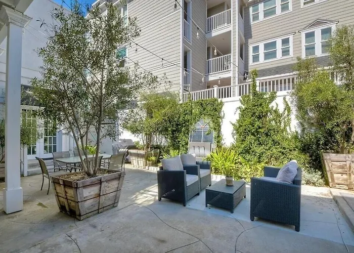 Ocean View From Private Patio, Steps To Beach, Parking