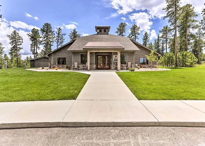 Black Hills Getaway W/ Deck - Near Hiking Trails!