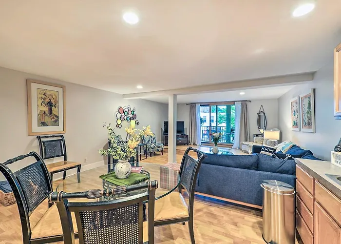 Downtown Grand Haven Apt < 1 Mi To Lake Michigan