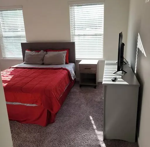 Sc 3745 New Townhouse Ft Jackson & Usc