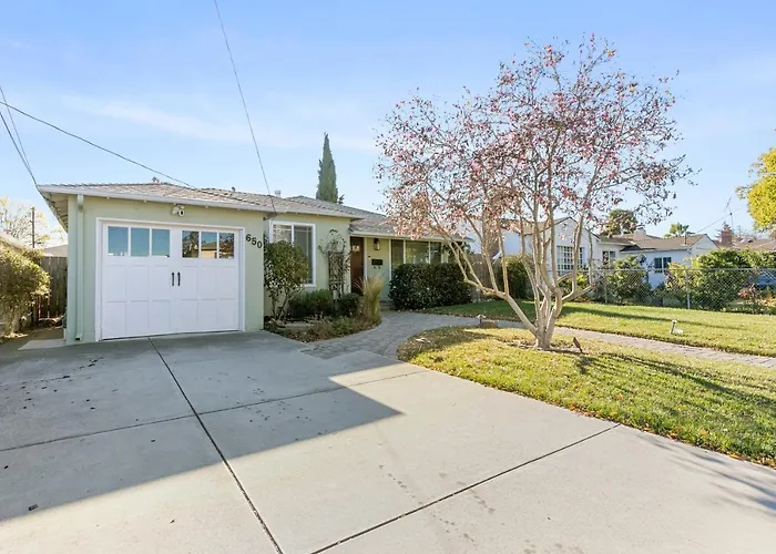 @ Marbella Lane - Modern And Sleek Home In Redwood