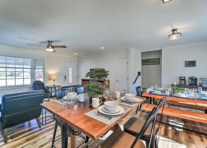 Family-Friendly New Bern Home W/ Backyard!