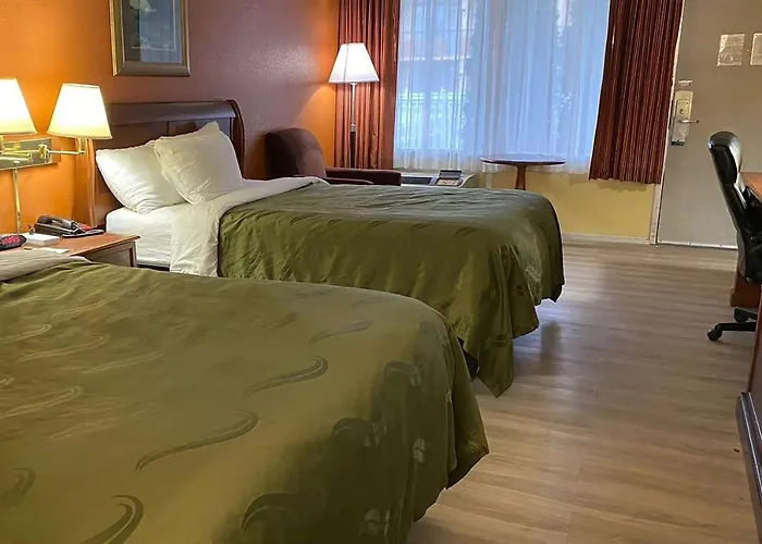 Ramada By Wyndham Rome - Verona