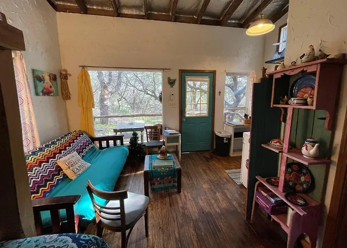 The Mexico Cabin At Creekside Camp & Cabins