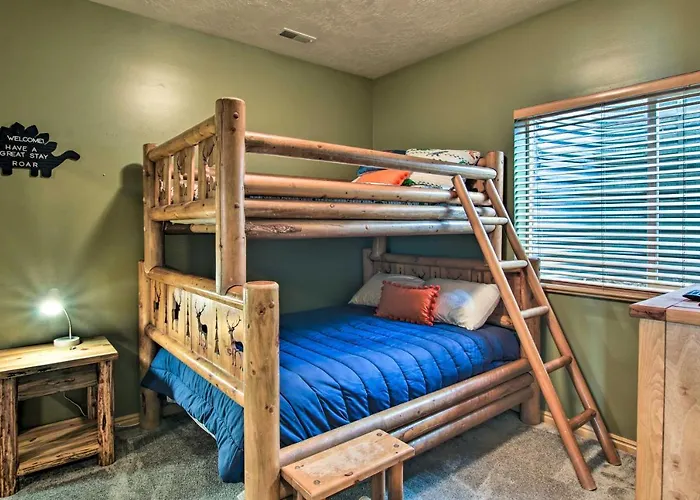 Cozy Eden Condo W/ Mtn Views In Wolf Creek Resort!