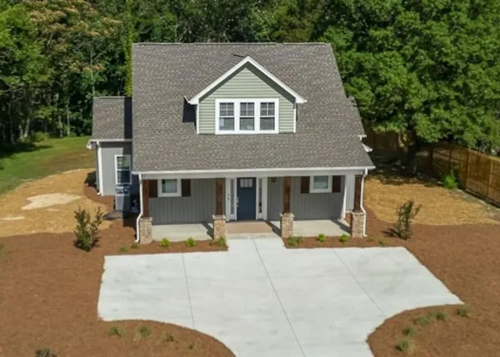 Relax, Rewind, Repeat - New Country Cottage