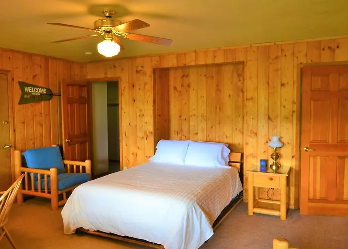 Twin Peaks Guest Ranch