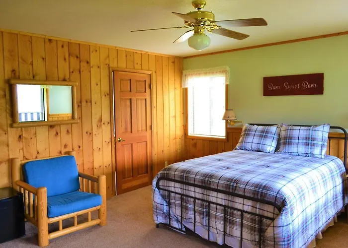 Twin Peaks Guest Ranch