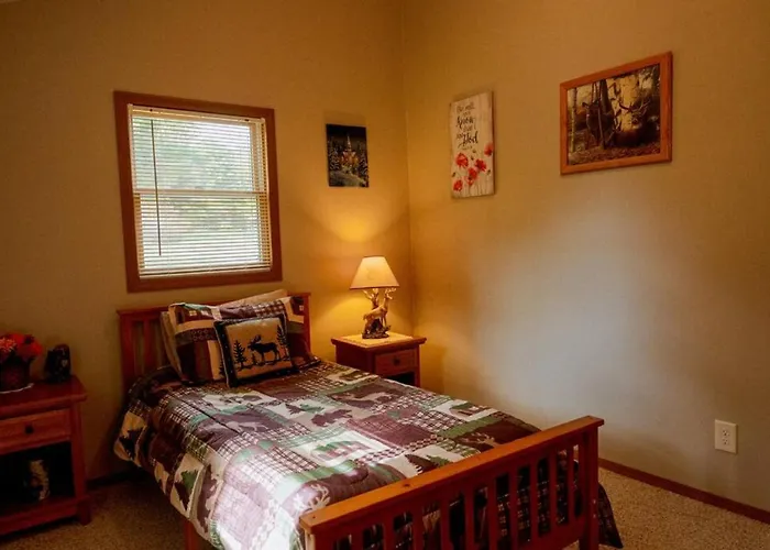 Cozy Cottage Near Cook Forest Park, Anf