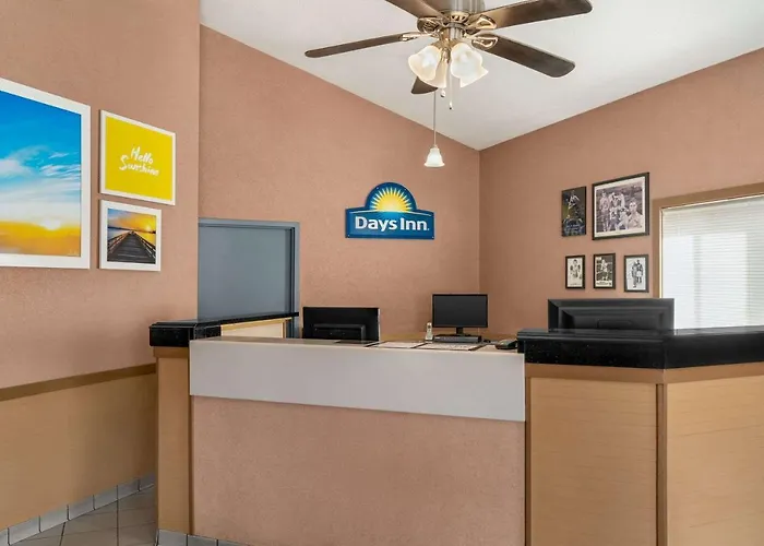 Days Inn By Wyndham Canastota Verona
