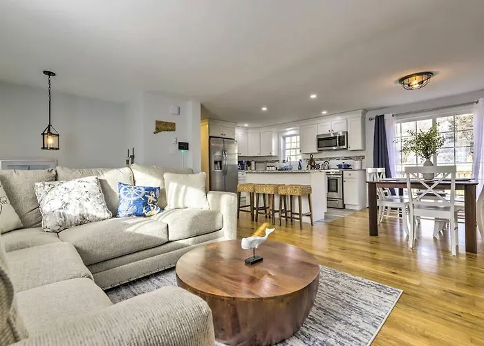 New! Updated Mystic Home W/ Sauna, Hot Tub & Deck