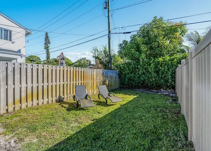 Lauderdale Modern 1 Bedroom 1 Bathroom With Private Backyard
