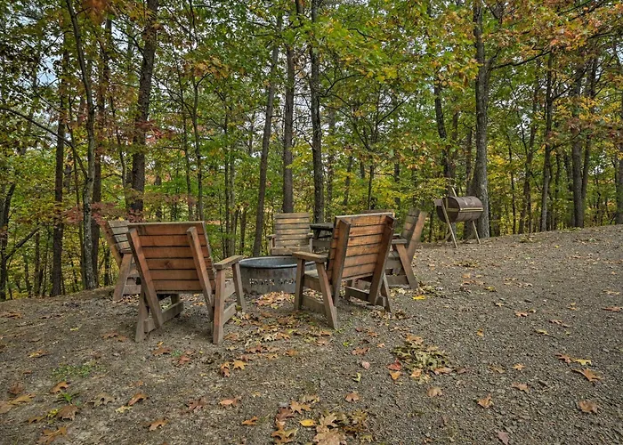 'James West' Apt W/ 50 Acres Near Raystown Lake