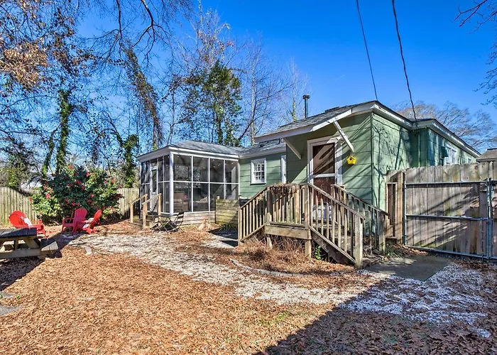 < 2 Mi To University! Convenient Columbia Home