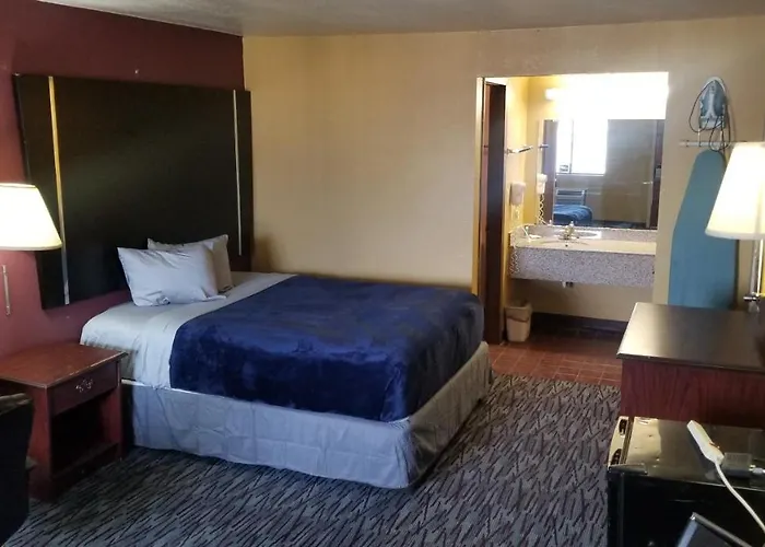 Days Inn By Wyndham Stillwater