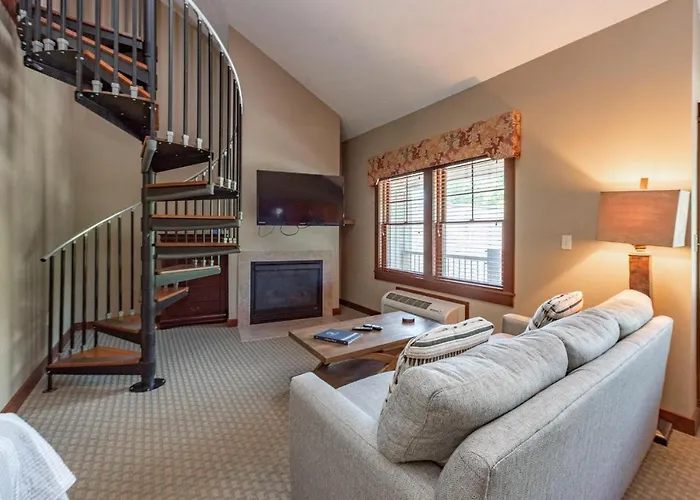 A304 Studio & Loft Standard View