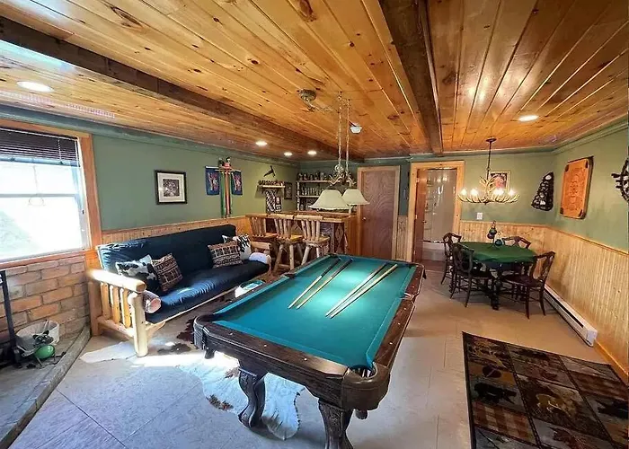 Close To Skiing And Hiking, Walk To Main Street