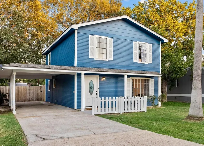 Seabrook 3Br Sleeps 10 W Backyard, Fire Pit Near Kemah