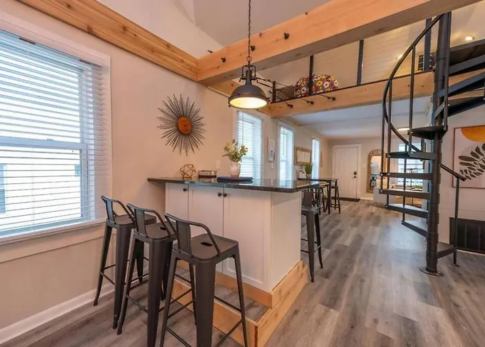 Family Beach Retreat W/Fun Loft Space, Firepit
