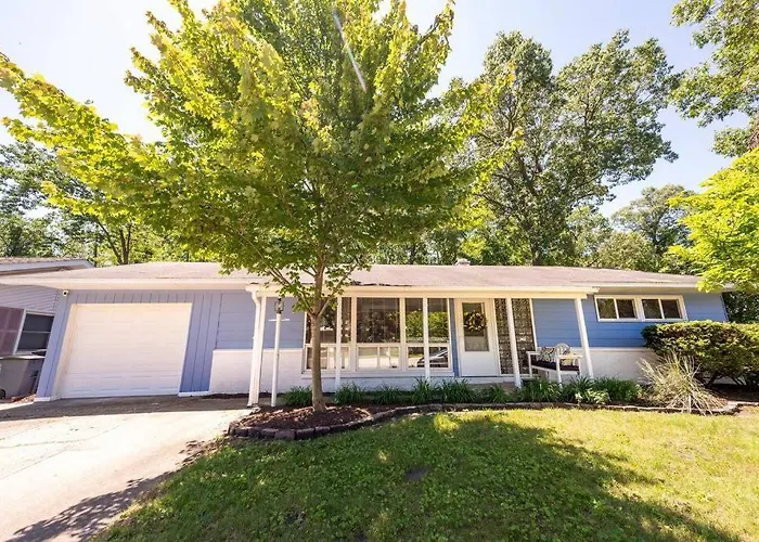 Close To Beach, Hot Tub, Pet Friendly, Firepit