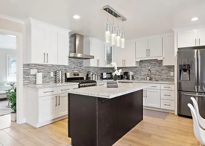 @ Marbella Lane - Modern Refreshing Home