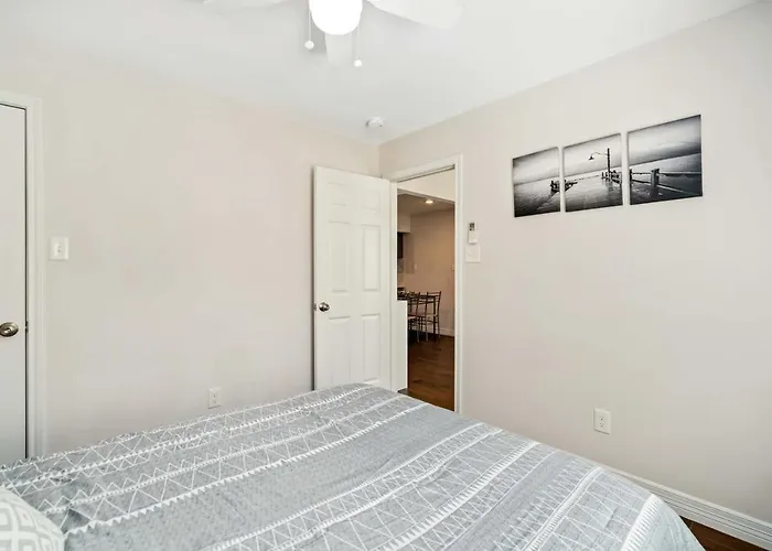 Stunning & Vibrant Apt 7 Min From Tx Med Center