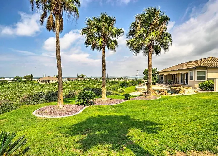 4 Mi To Lake Amistad Access: Luxury Hilltop Escape