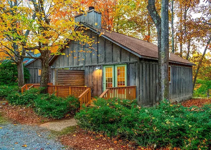 Love Ridge Mountain Lodging