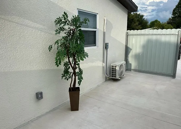 Incredible Comfortable Apartments Near The Airport And Beaches
