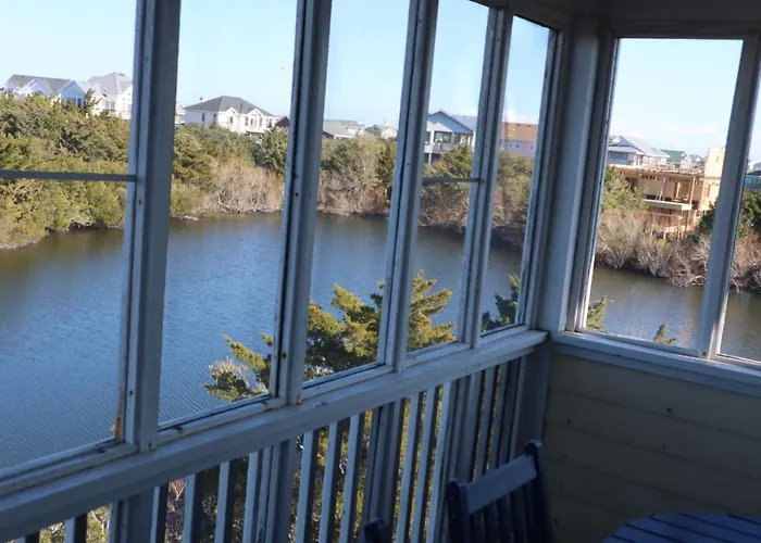 Lake Front Modern Beach House-Hatteras Island