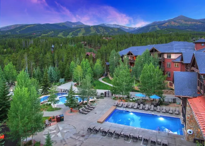 Grand Timber Lodge