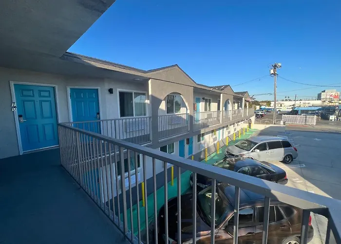Arlo Motel Near Lax, Sofi Stadium