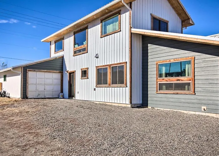 Livingston Home: Your Yellowstone Basecamp