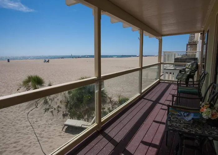Beautiful Ocean Front Coastal Sunset Beach House