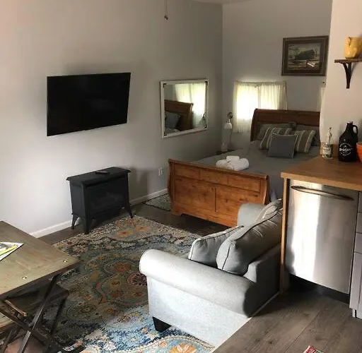 Downtown Yellowstone Bungalow