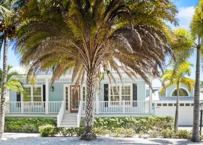Grande Canal - Captivating 3 Bedroom Retreat