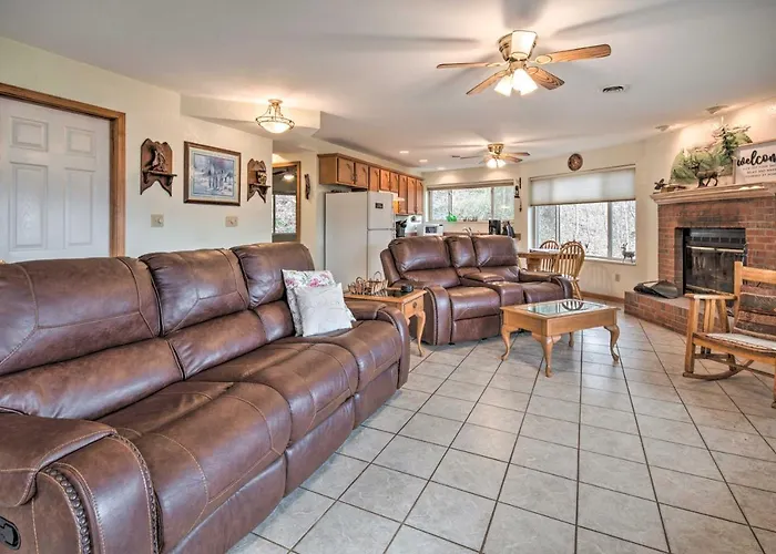Pet-Friendly Apt W/ Views In Pisgah Nat'L Forest!