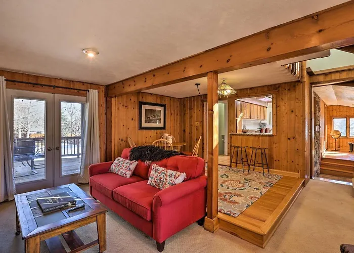 5 Mi To Dtwn Denver: Peaceful Lakewood Home!