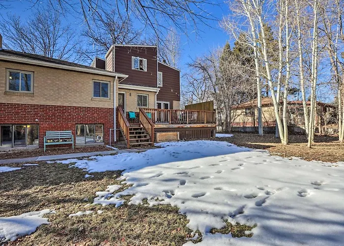 5 Mi To Dtwn Denver: Peaceful Lakewood Home!