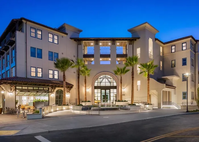 Mint House Menlo Park By Kasa