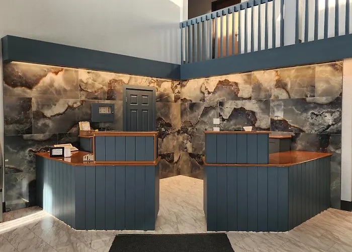 The Oasis Hotel & Bar