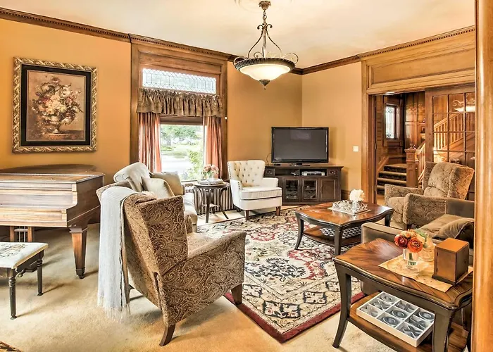 Free Wifi Home W/ Balcony & Yard In Surgeon Bay