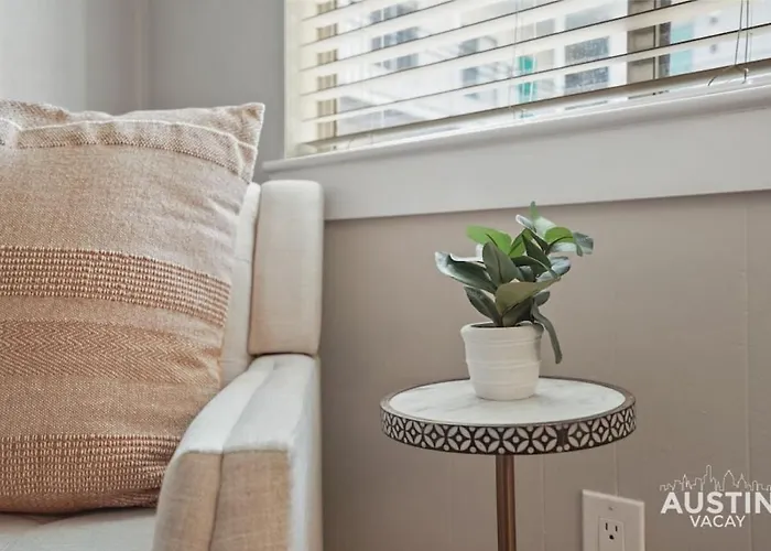 Cook And Gather Around In A Fully Equipped Apartment